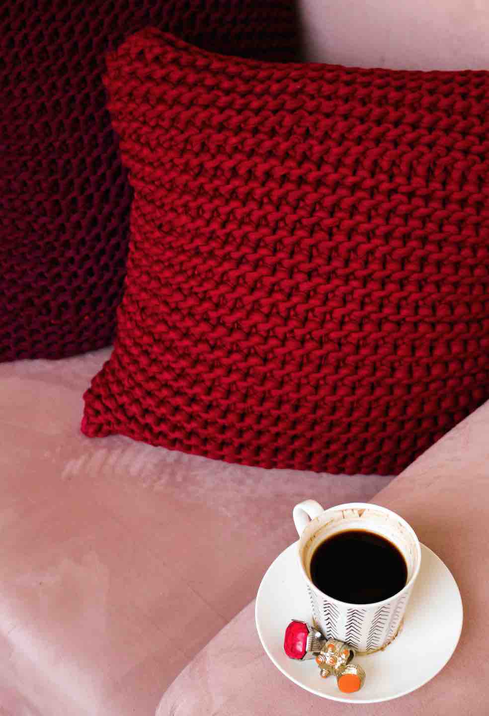 pletivo by plezir ecological ecofriedly trendy knitted cushions red decoration