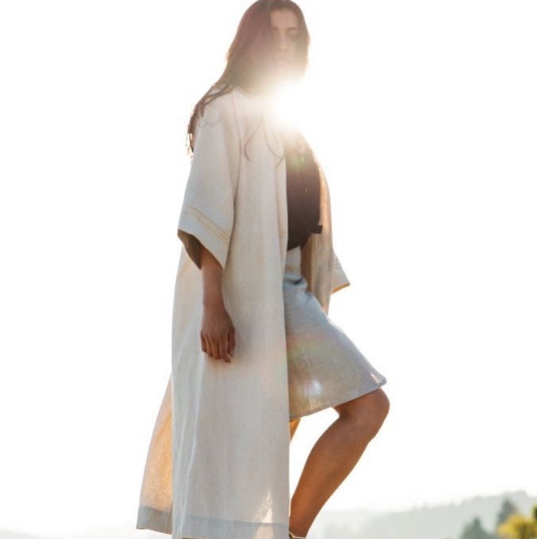 handcrafted women's hemp clothing arraei collective ethical fashion sustainable