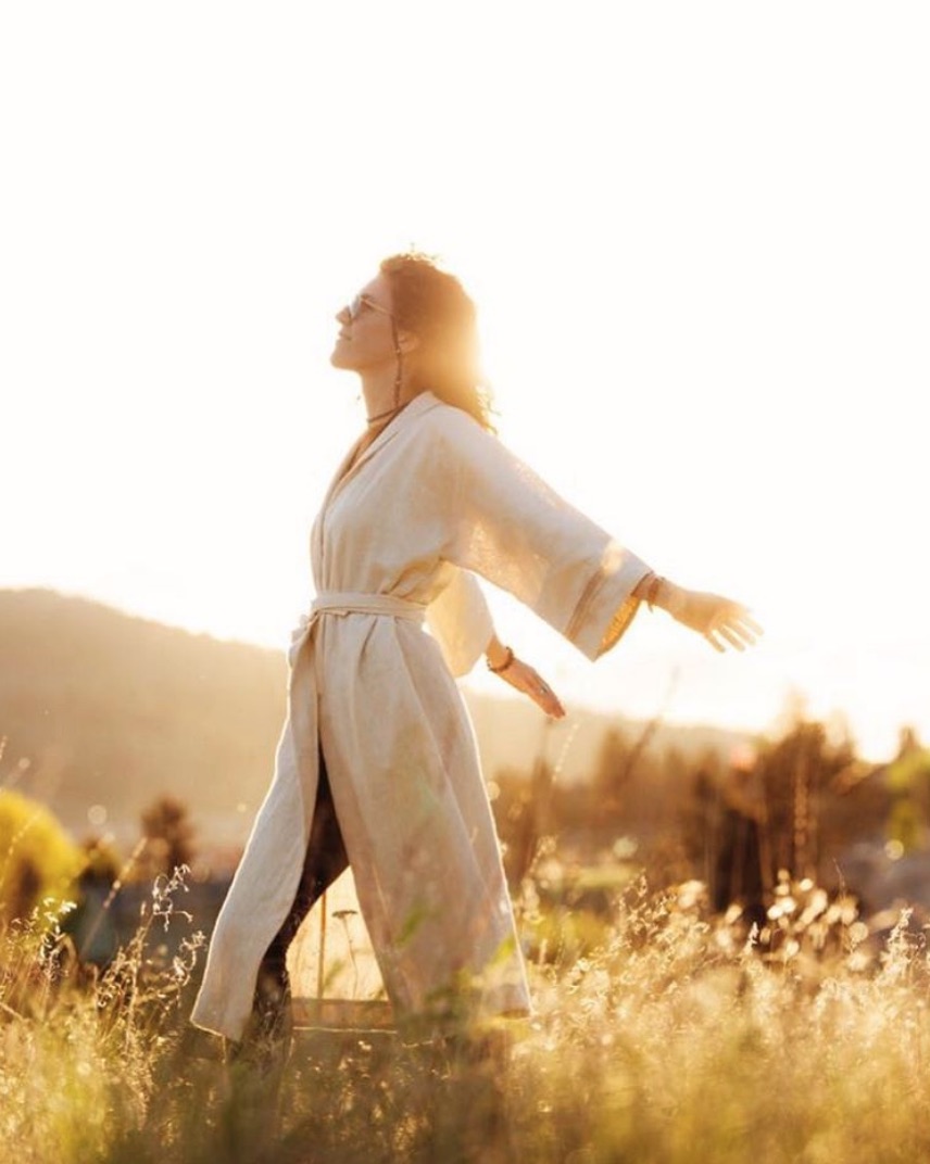 handcrafted women's hemp clothing arraei collective ethical fashion sustainable