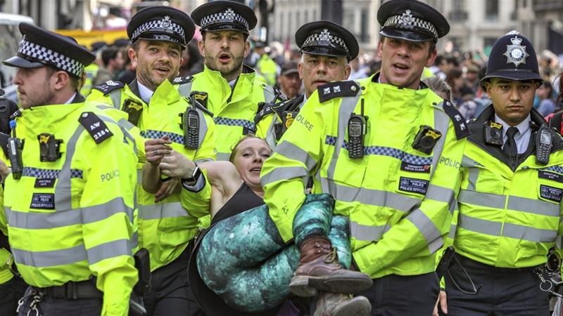 extinction rebellion 2019 piccadilly london climate activism police detentions