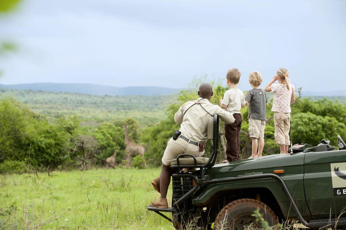 Children family safari africa jumbari wildlife guided tour