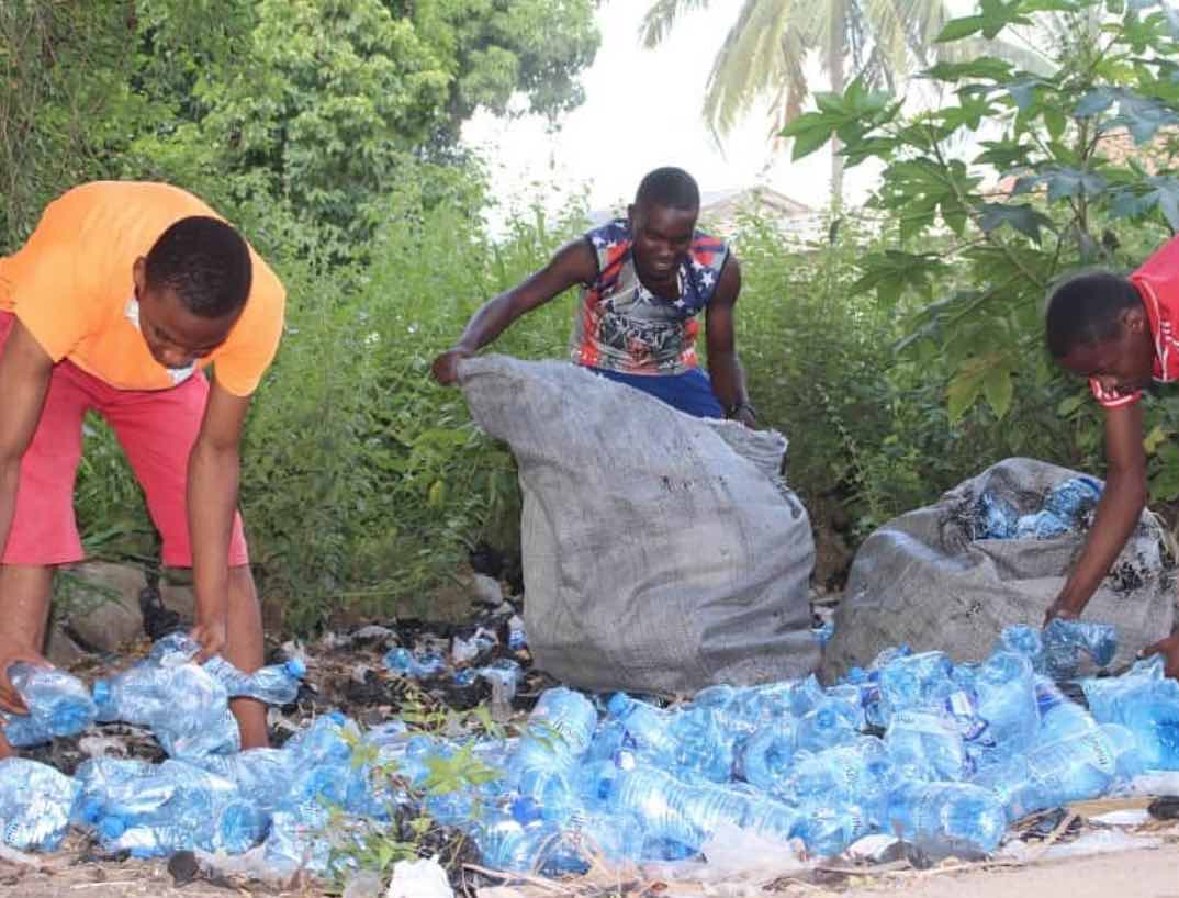 preyo startup tanzania turning plastic trash construction materials