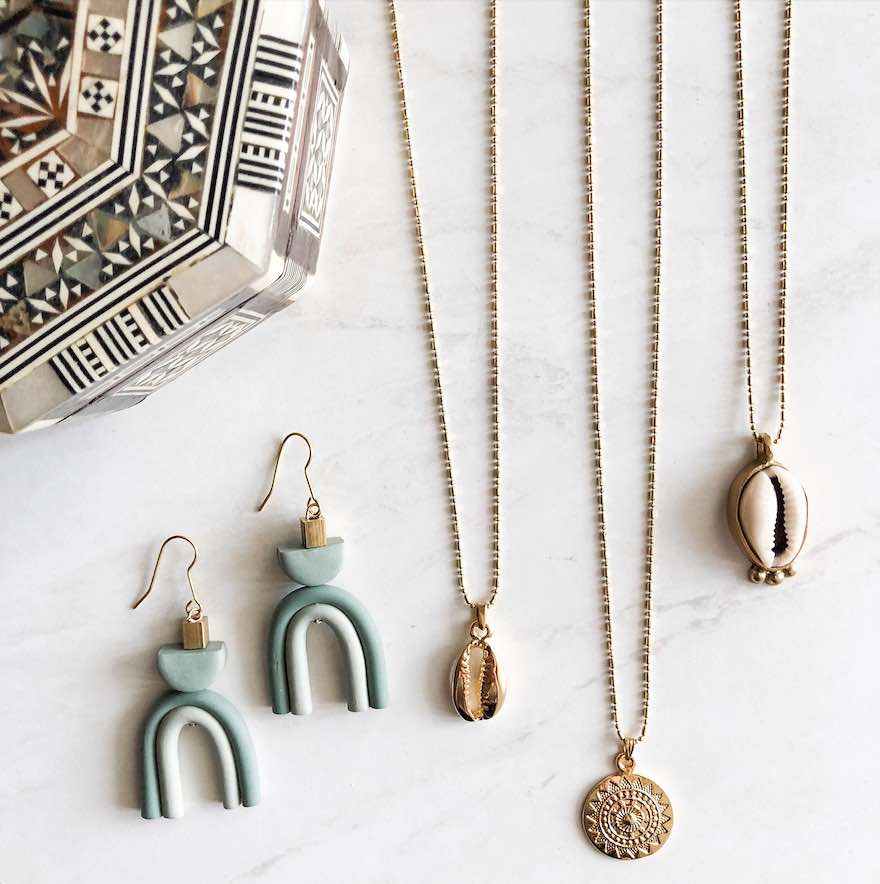 Revari Transparent shopping experience of sustainable fashion and ethical jewelry