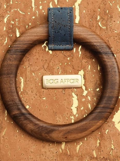 How Cork accessories Corkor 12 original & unusual gift ideas for eco-friendly Christmas 2019