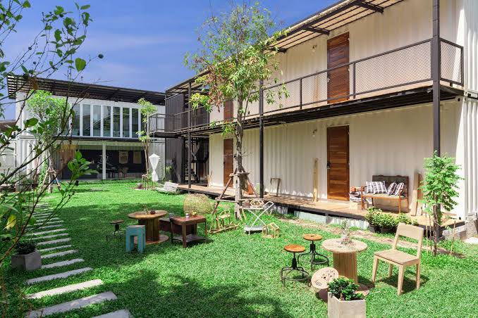 eco friendly hostels sustainable traveler
