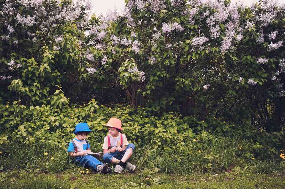 7 Benefits of Gardening with Kids