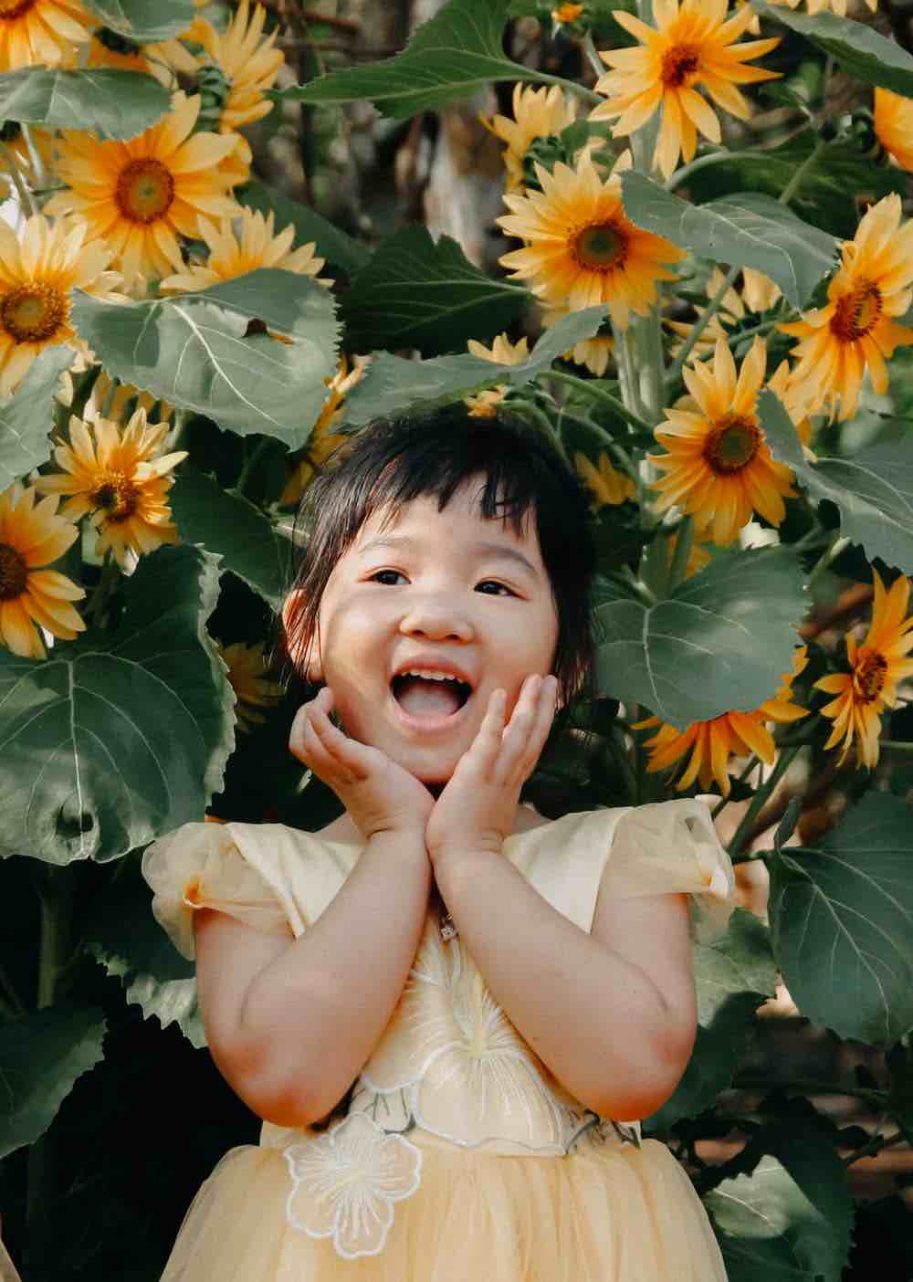 7 Benefits of Gardening with Kids
