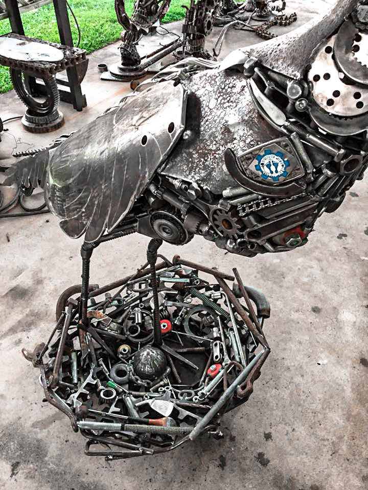 A renewed cultural storm of metal art sculpture using 100% recycled materials