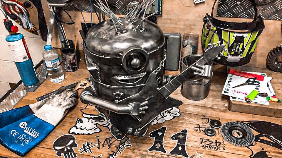 A renewed cultural storm of metal art sculpture using 100% recycled materials