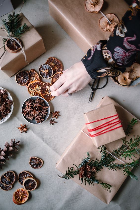 13 DIY low cost ideas using upcycled gift wrapping materials