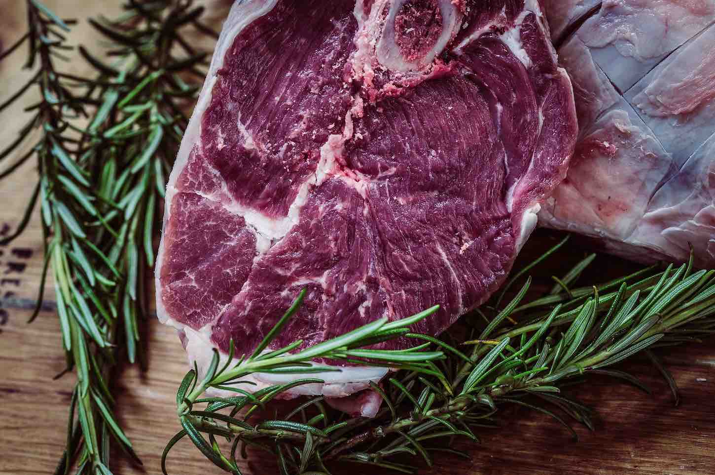 How to minimize your carbon footprint in your diet (even as a vegetarian)
