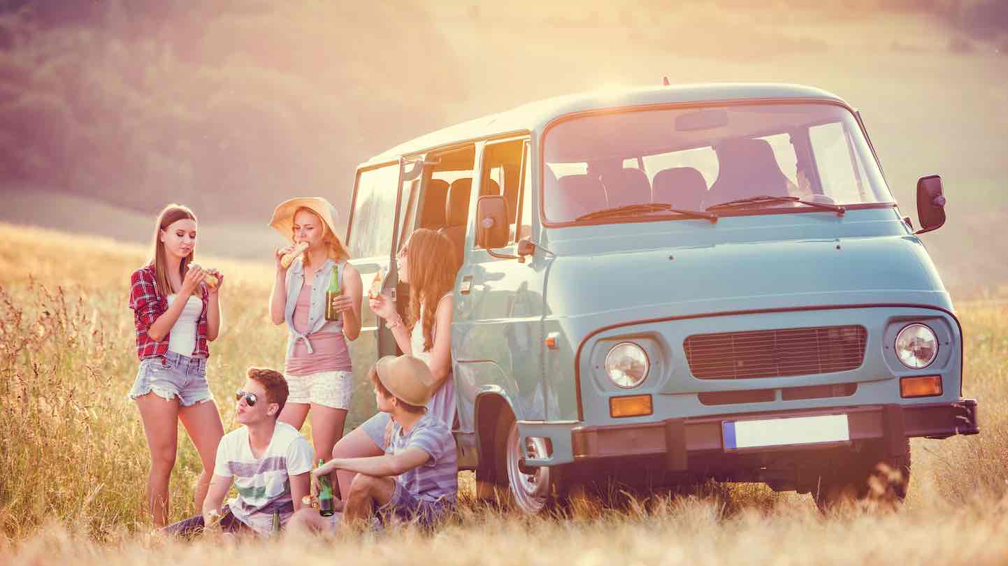 The Environmental Benefits Of Backpacking Australia & New Zealand With Travel Companions