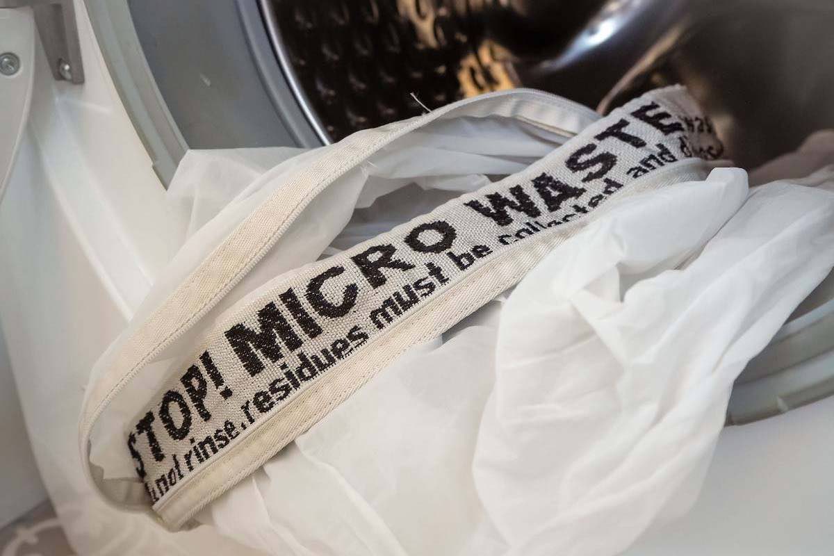 Microplastic pollution in fashion: synthetic fibres vs plant-based textiles