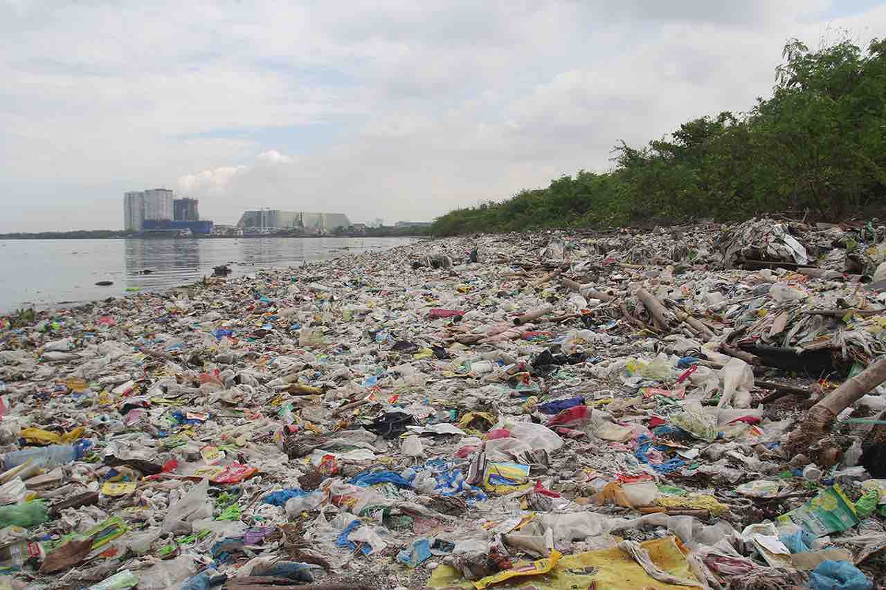 11 Gorgeous yet hugely plastic polluted beaches around the world