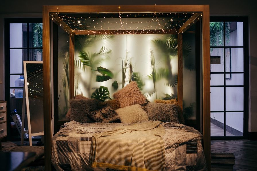 6 Creative ways to repurpose Christmas lights for decoration