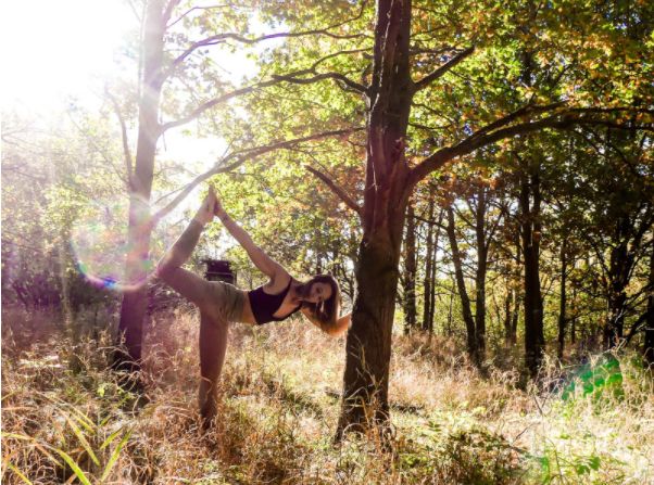 We are prAna: the circular yoga clothing for adventure chasers