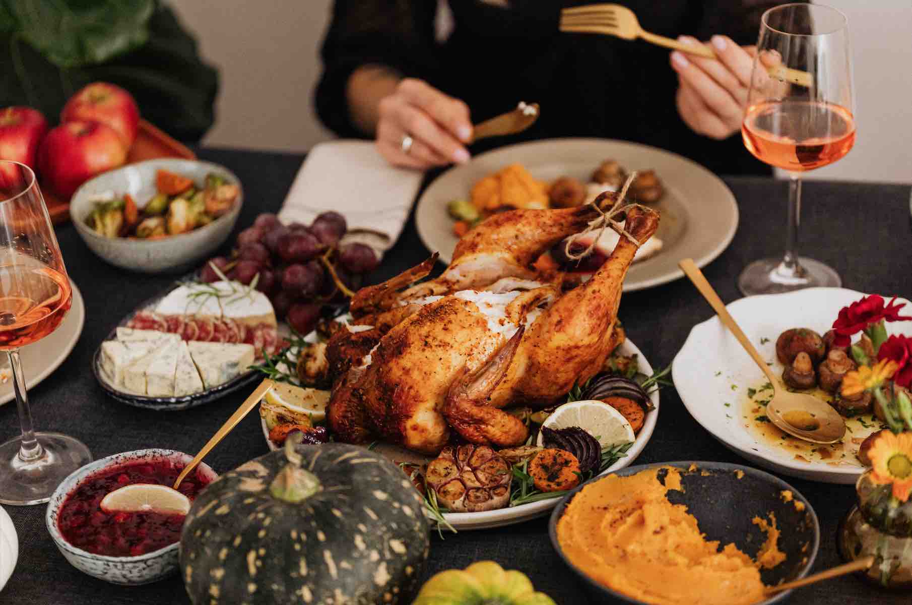 20 easy ways to host an eco-friendly Thanksgiving dinner
