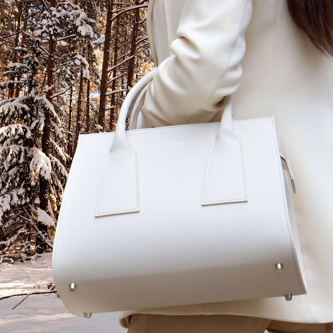 What it takes to create a low-carbon handbag: -64% CO2 compared to a similar product Lerisa