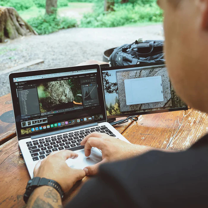 Gifting a Portable Monitor: What to Consider